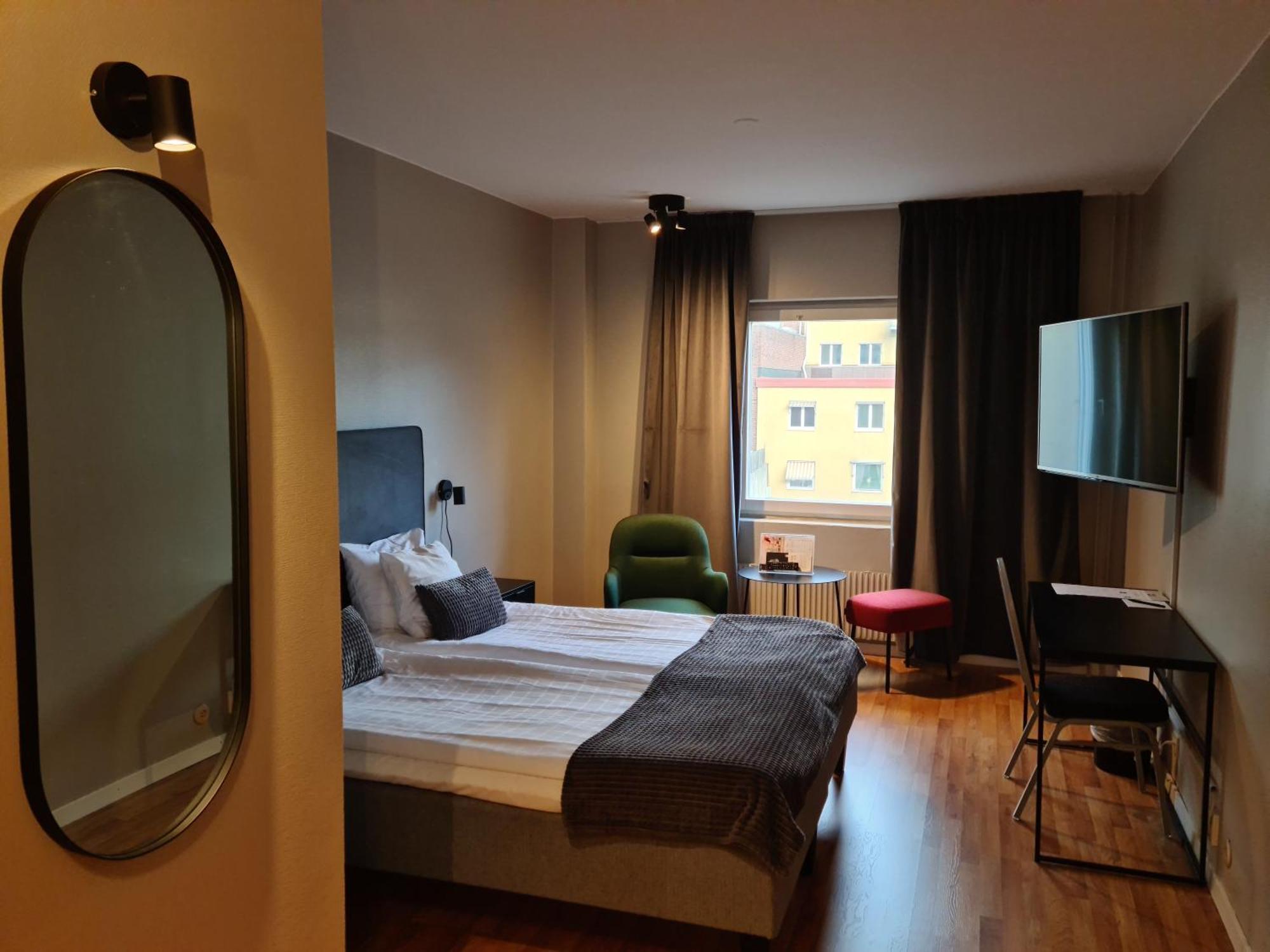 First Hotel Statt Oernskoeldsvik Luaran gambar