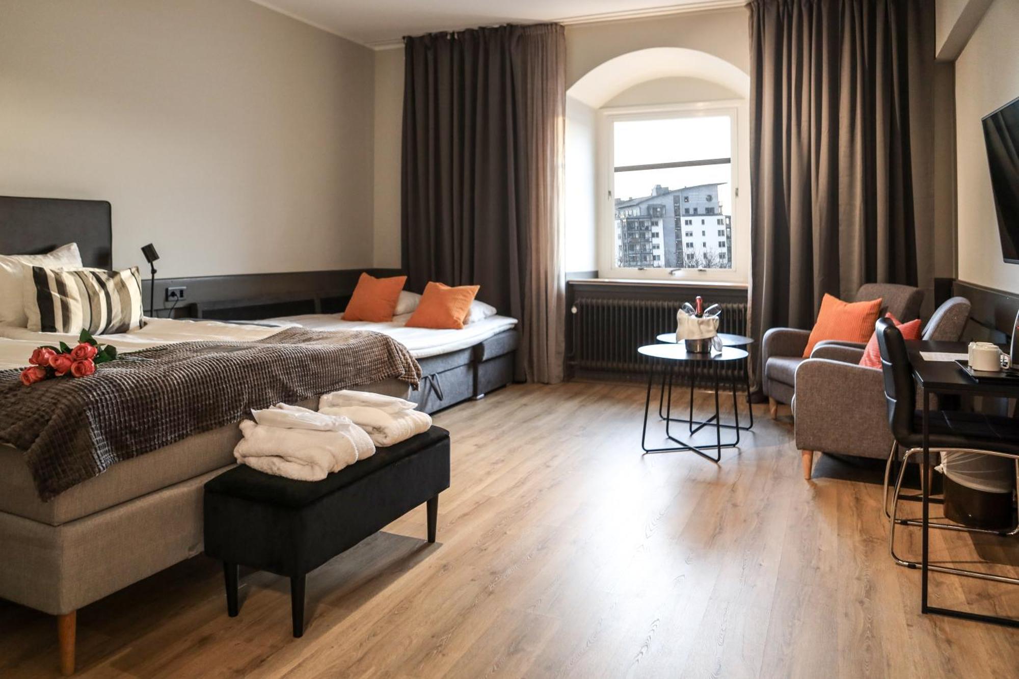 First Hotel Statt Oernskoeldsvik Bilik gambar