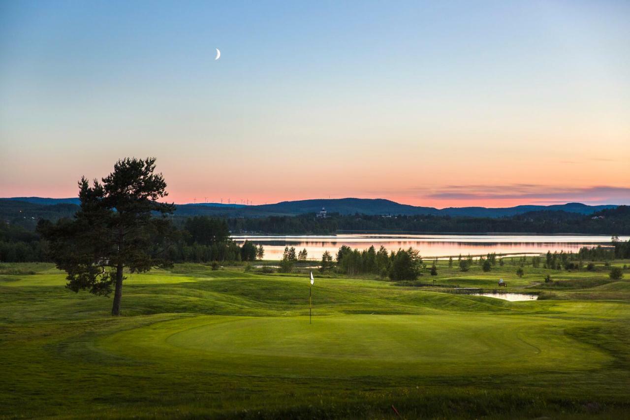 First Hotel Statt Oernskoeldsvik Luaran gambar
