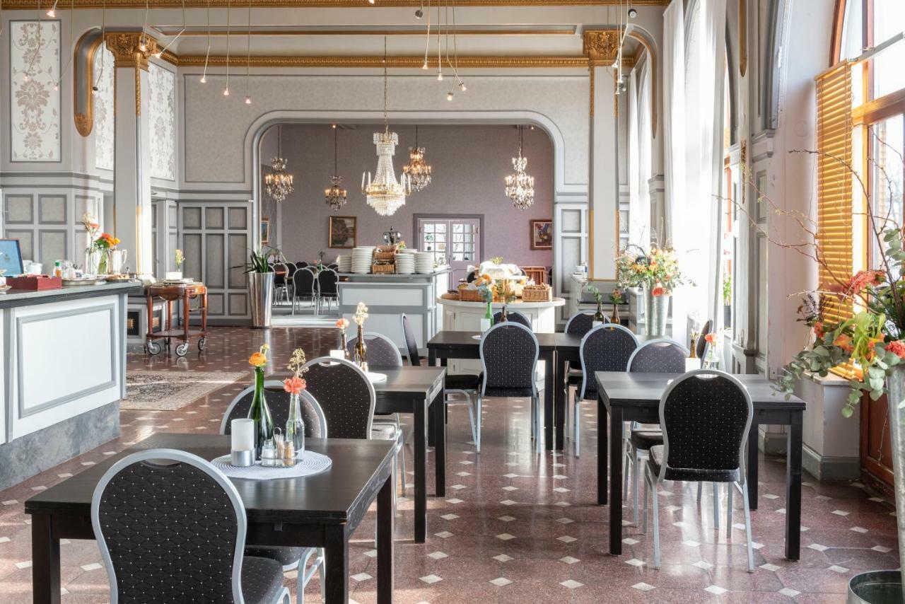First Hotel Statt Oernskoeldsvik Luaran gambar